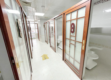 广西中医药大学第一附属医院引进的9台康兴激光坐浴机