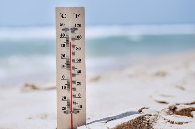 夏天、中暑、高温、温度计-康兴医疗器械官网
