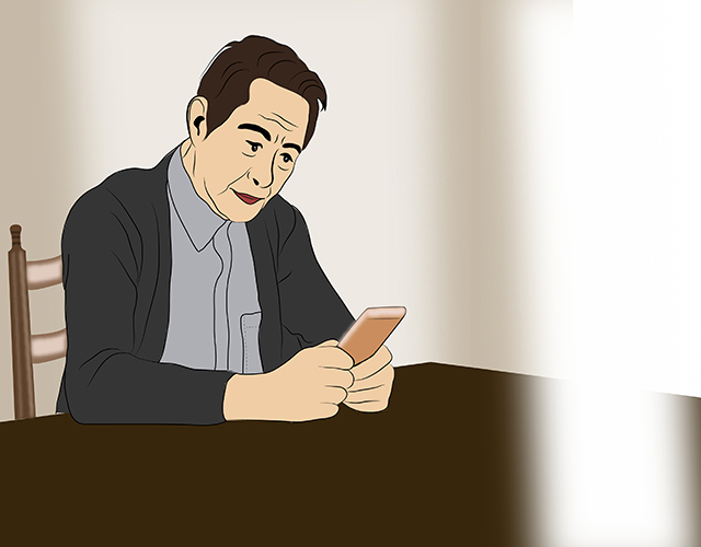 老人、玩手机、认真-康兴医疗器械官网