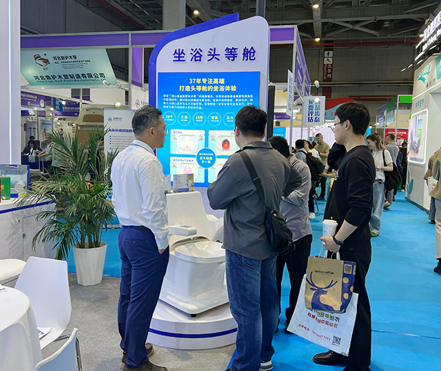 第93届上海CMEF康兴医疗展台-康兴医疗器械官网